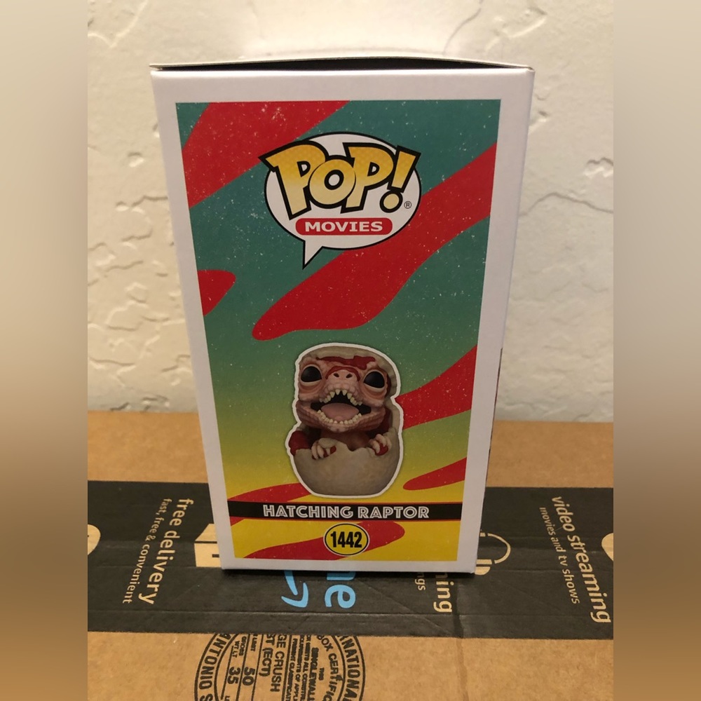 Funko Hatching Raptor shared sticker - Picture 4 of 6